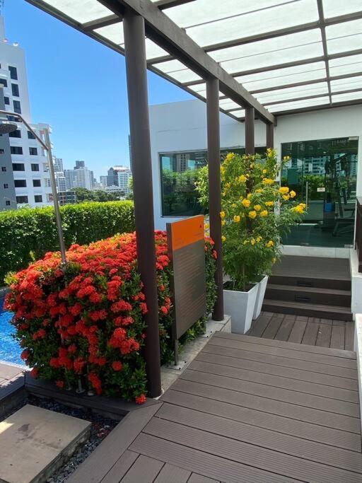 Delightful Condo In Central Location At Sukhumvit 49 Bangkok Exterior foto